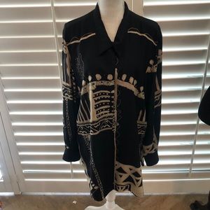 Stylish Dana Buchman silk long sleeve blouse. Nice